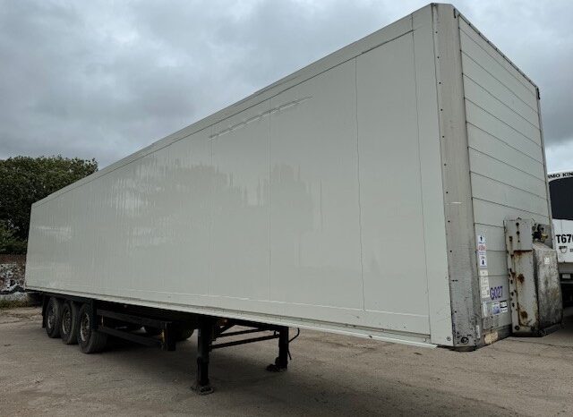 2003 Schmitz Boxvan, 4m External Height, SAF Axles, Disc Brakes, Flush Rear Doors, Near Side Access, Raise Lower Valve Facility, Large Choice Available to drive away.