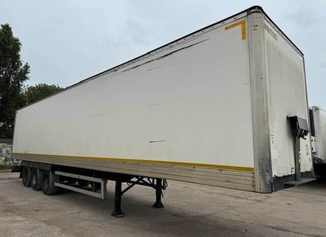 2011 Montracon Boxvan, BPW Axles, Drum Brakes, Barn Doors, Block Floor, 2 x Load Lock Rails, Raise Lower Valve Facility.